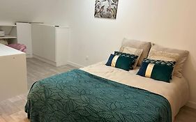 Apartement En Maison Proche Gare 5 Minutes A Pied